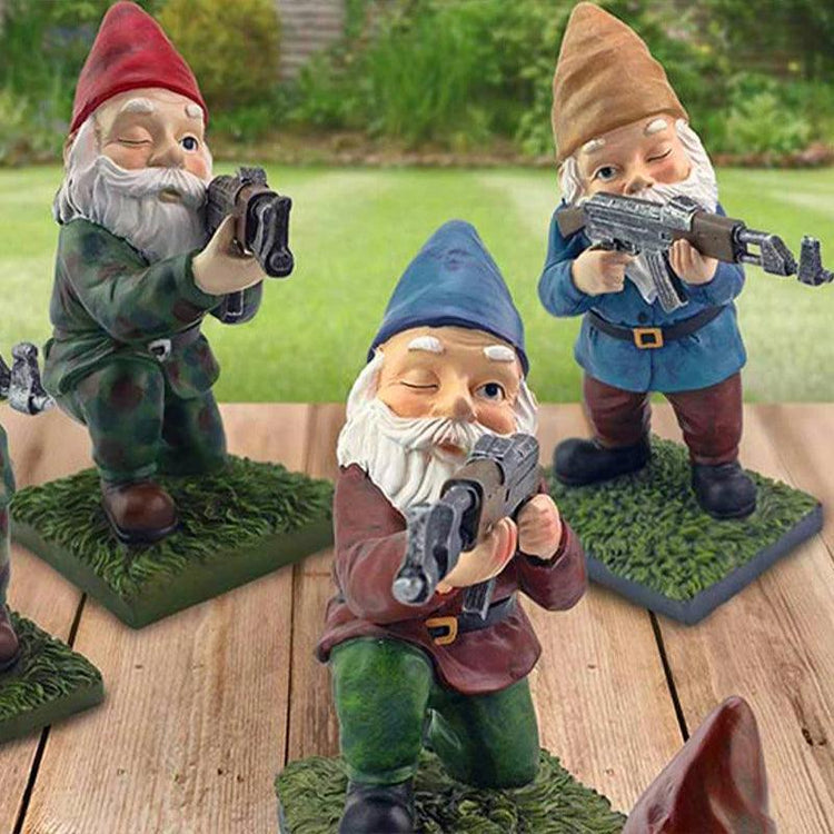 Funny Army Gnome Garden Statue - Alb3rt & Co.